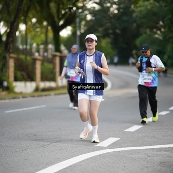 Runner Photo 8399209