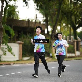 Runner Photo 8399224