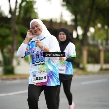 Runner Photo 8399259