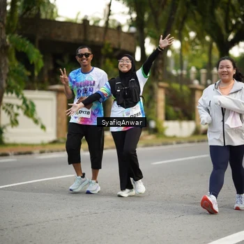 Runner Photo 8399288