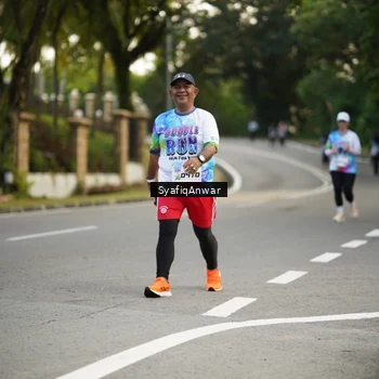 Runner Photo 8399302