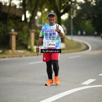 Runner Photo 8399303