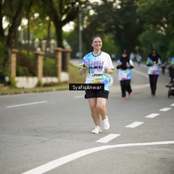 Runner Photo 8399330