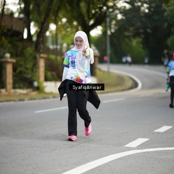 Runner Photo 8399370