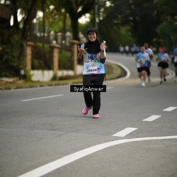 Runner Photo 8399386
