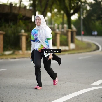 Runner Photo 8399388