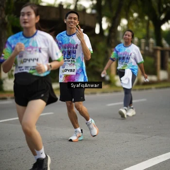 Runner Photo 8399401