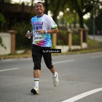 Runner Photo 8399407