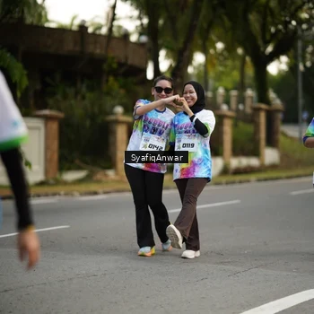 Runner Photo 8399424