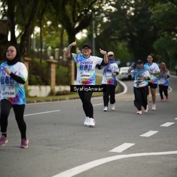 Runner Photo 8399439