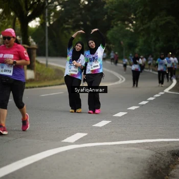 Runner Photo 8399464