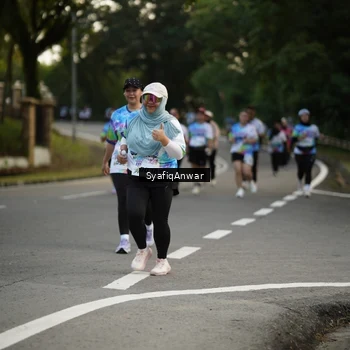 Runner Photo 8399485
