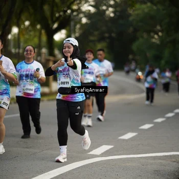 Runner Photo 8399488