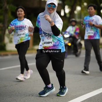 Runner Photo 8399517