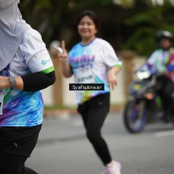 Runner Photo 8399521