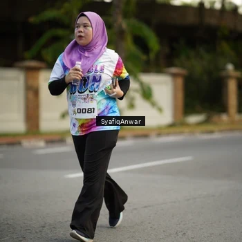 Runner Photo 8399523