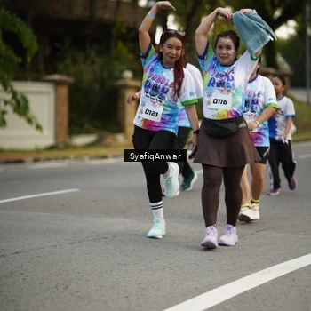 Runner Photo 8399532