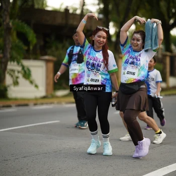 Runner Photo 8399541
