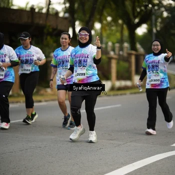 Runner Photo 8399559