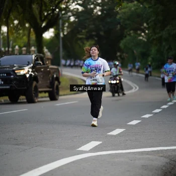 Runner Photo 8399567