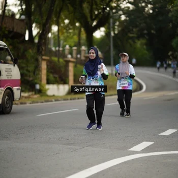 Runner Photo 8399583