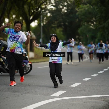 Runner Photo 8399591