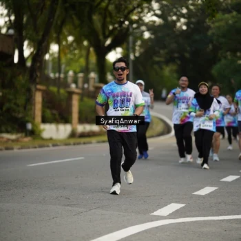 Runner Photo 8399595