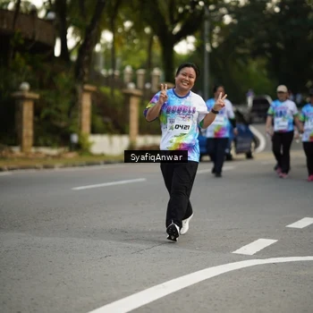 Runner Photo 8399628