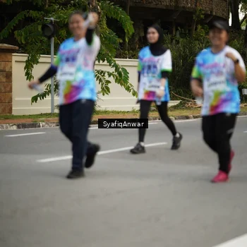 Runner Photo 8399631