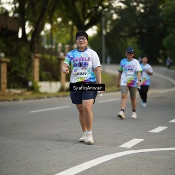 Runner Photo 8399639