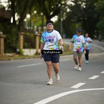 Runner Photo 8399642