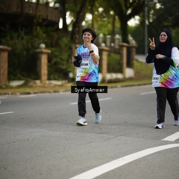 Runner Photo 8399648