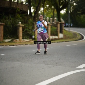 Runner Photo 8399656