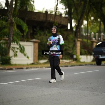 Runner Photo 8399675