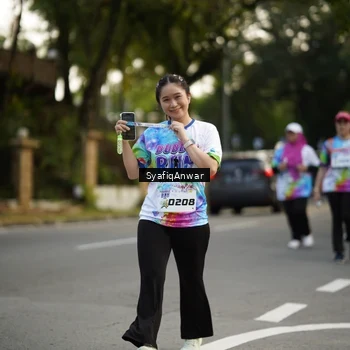 Runner Photo 8399676