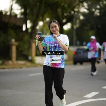 Runner Photo 8399679