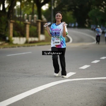 Runner Photo 8399690