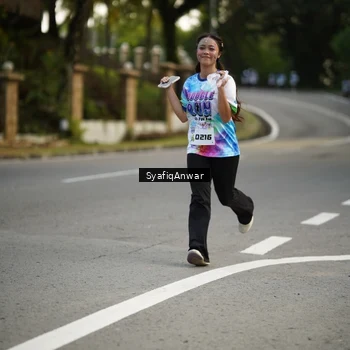 Runner Photo 8399692