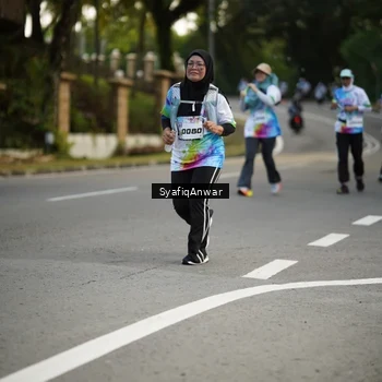 Runner Photo 8399699