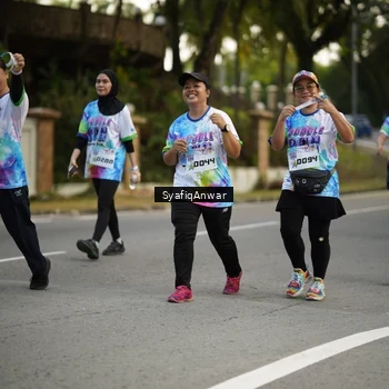 Runner Photo 8399716