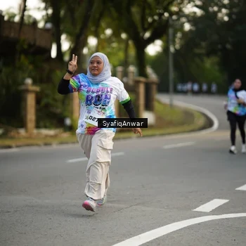 Runner Photo 8399720