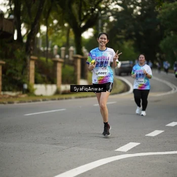 Runner Photo 8399725