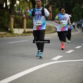Runner Photo 8399745