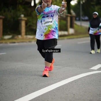 Runner Photo 8399746