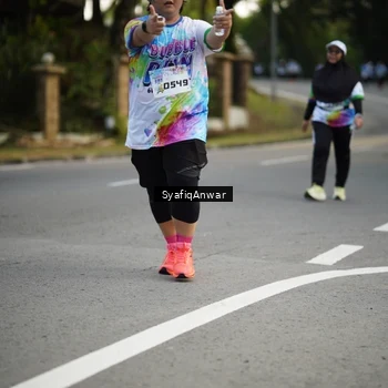 Runner Photo 8399750