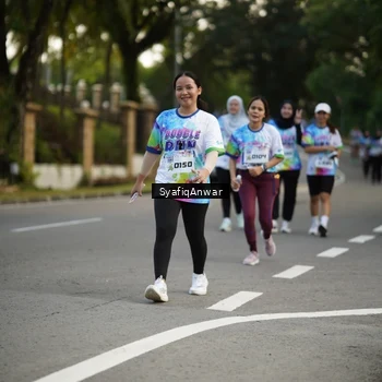 Runner Photo 8399759