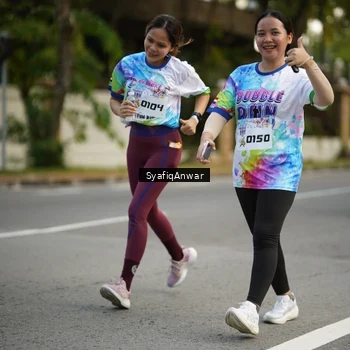 Runner Photo 8399762