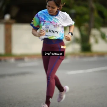 Runner Photo 8399763