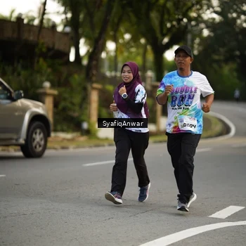 Runner Photo 8399784