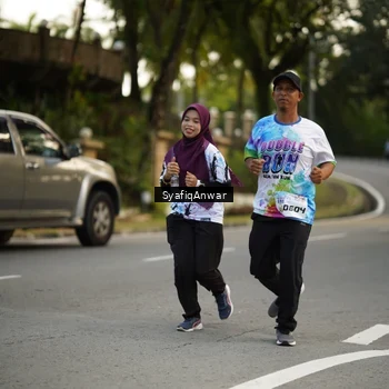 Runner Photo 8399785